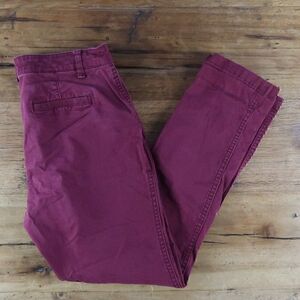 GAP FOR GOOD BURGUNDY GIRLFRIEND KHAKI SIZE 2